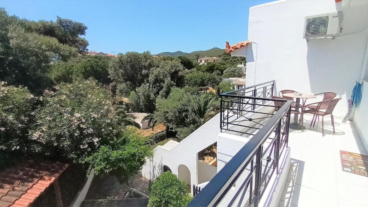 Dea Del Mare Complex In Front Of The Sea. Villa Szúnio Kültér fotó